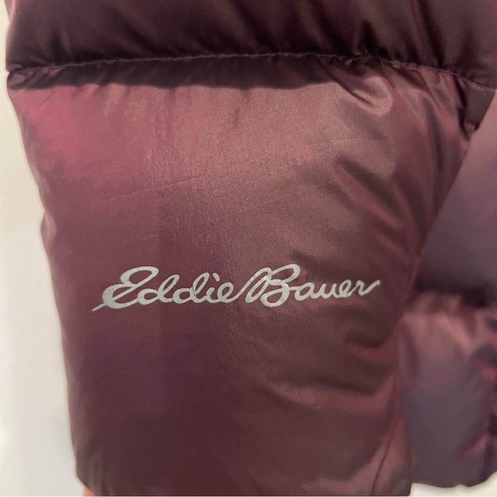Eddie Bauer Women's Long Puffer Coat in Deep Burgundy - Picture 3 of 7